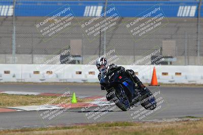 media/Nov-26-2022-Fastrack Riders (Sat) [[b001e85eef]]/Level 2/Session 3 Outside Turn 9/